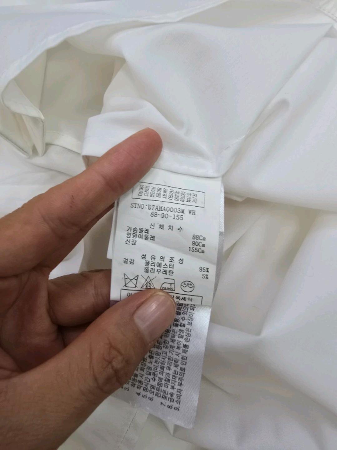 Debb 뎁 진주단추 포인트 블라우스 9
