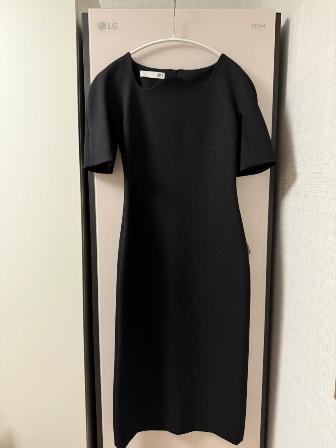 렉토 recto STRUCTURED DRESS (BLACK) 원피스 팝니다. 3