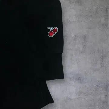 키르시 스펠아웃 빅로고 블랙 맨투맨 3