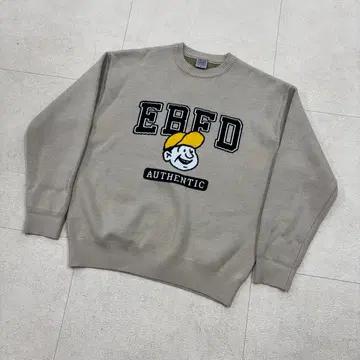 이벳필드 빅로고 니트 2