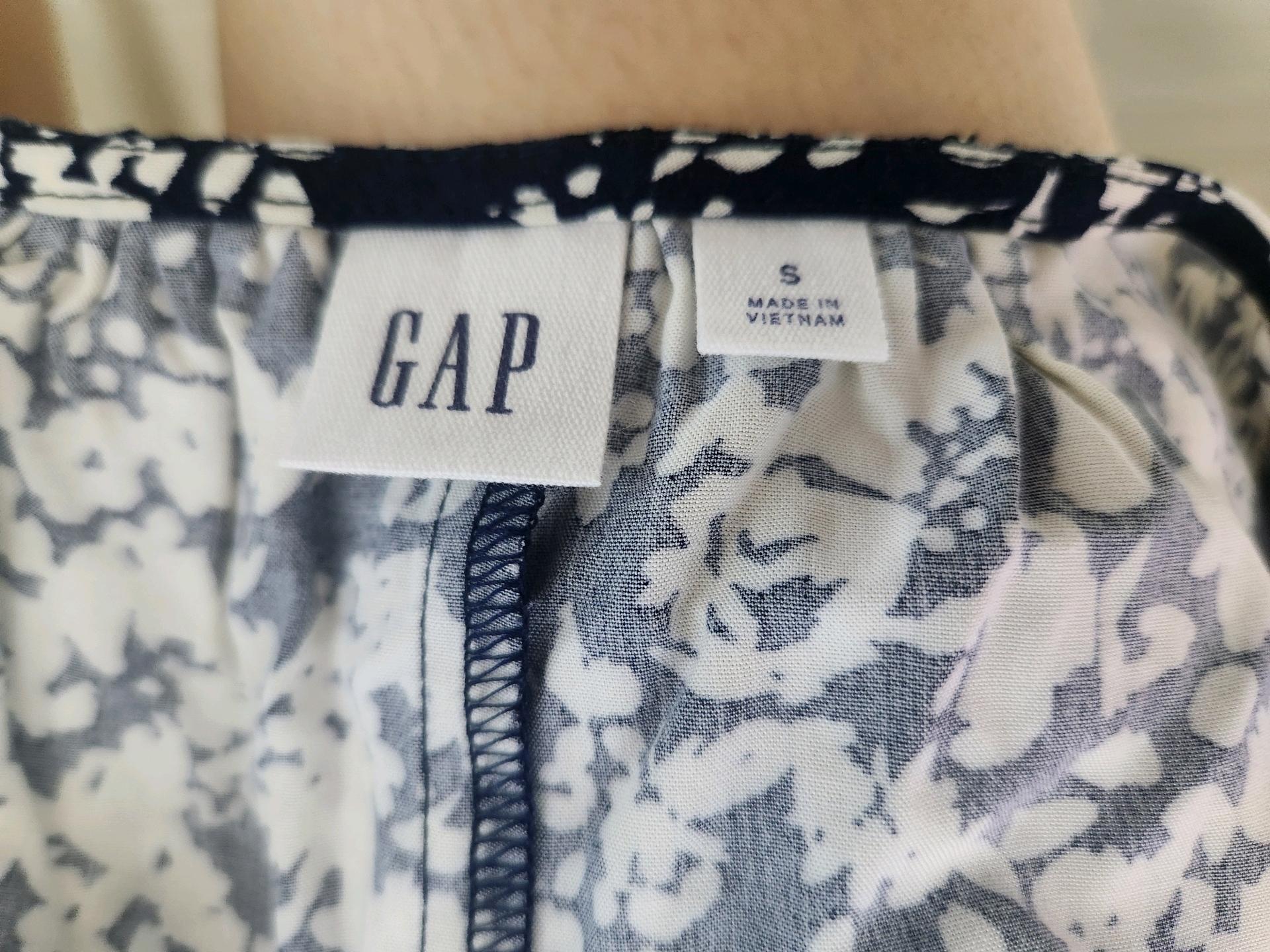 갭 GAP 플라워 프린트 브이넥 블라우스 8