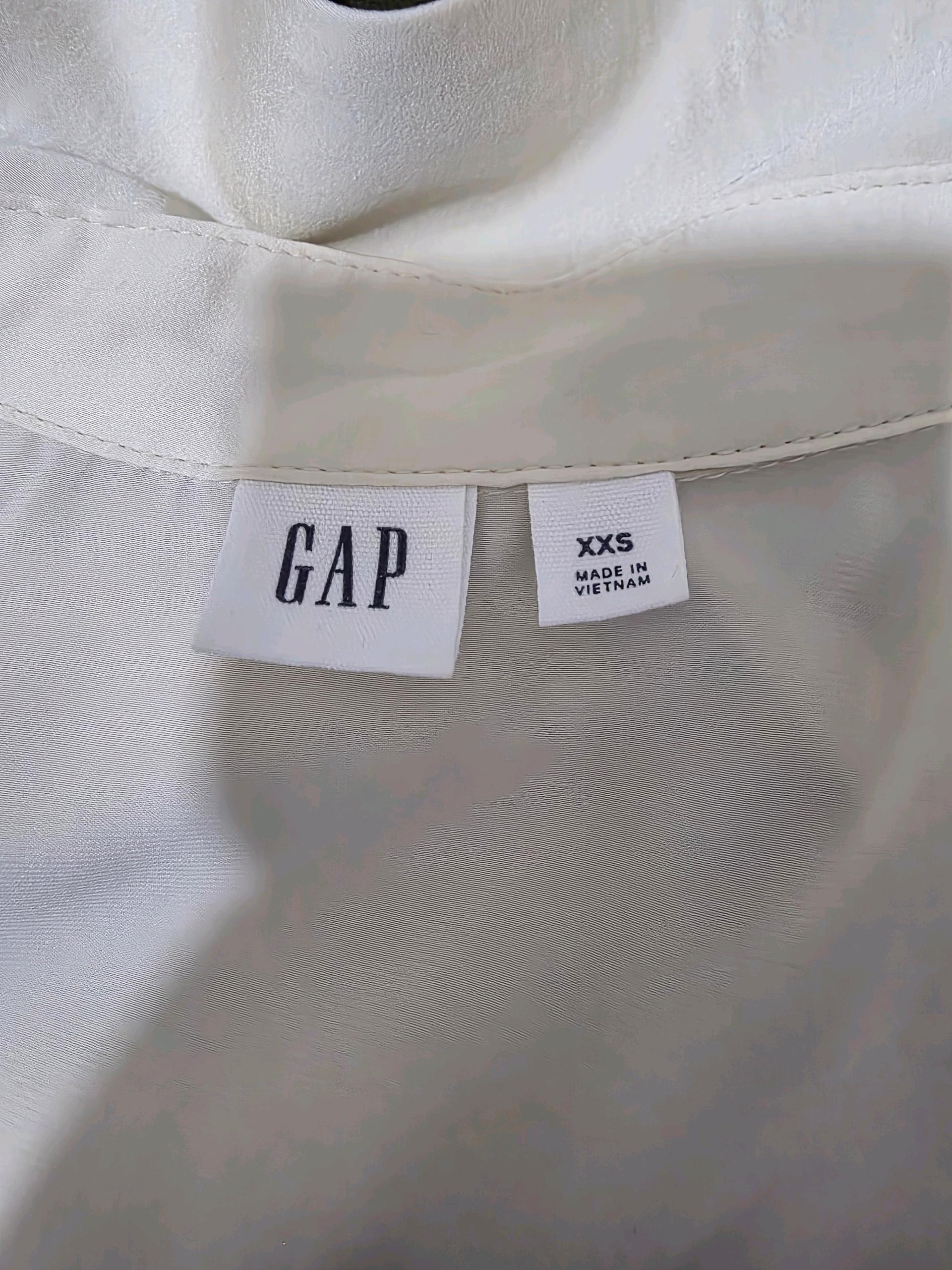 GAP 갭(새상품) 실크 감촉 사틴 셔츠 아이보리 10
