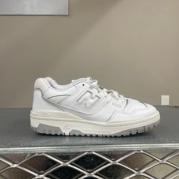 뉴발란스 550 화이트 240 5