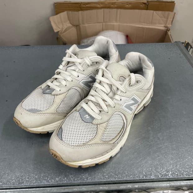 뉴발란스 2002R 아이보리 240 3