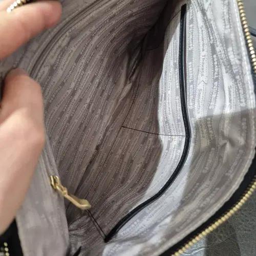 사만사타바사 블랙 레더 클러치백 3