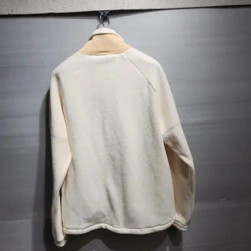 아이보리/베이지 컬러 블럭 하프집업 4