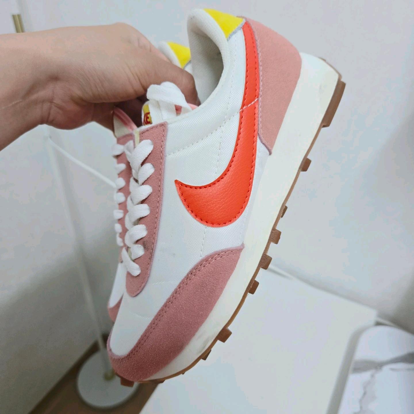 나이키 데이 브레이크 우먼 코랄오렌지 4