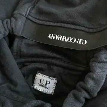 CP컴퍼니 후드티 블랙 XL 4