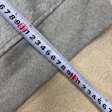 메종미네드 그레이 스몰로고 맨투맨 5