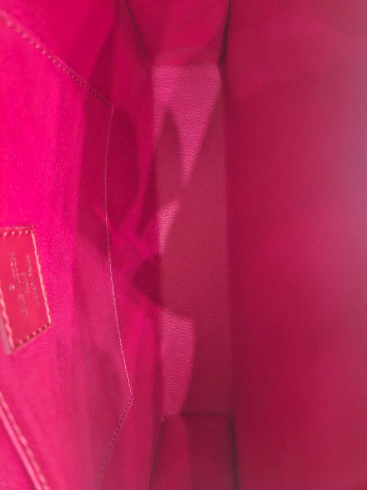 루이비통 에삐 토일레트리 푸시아 26 5