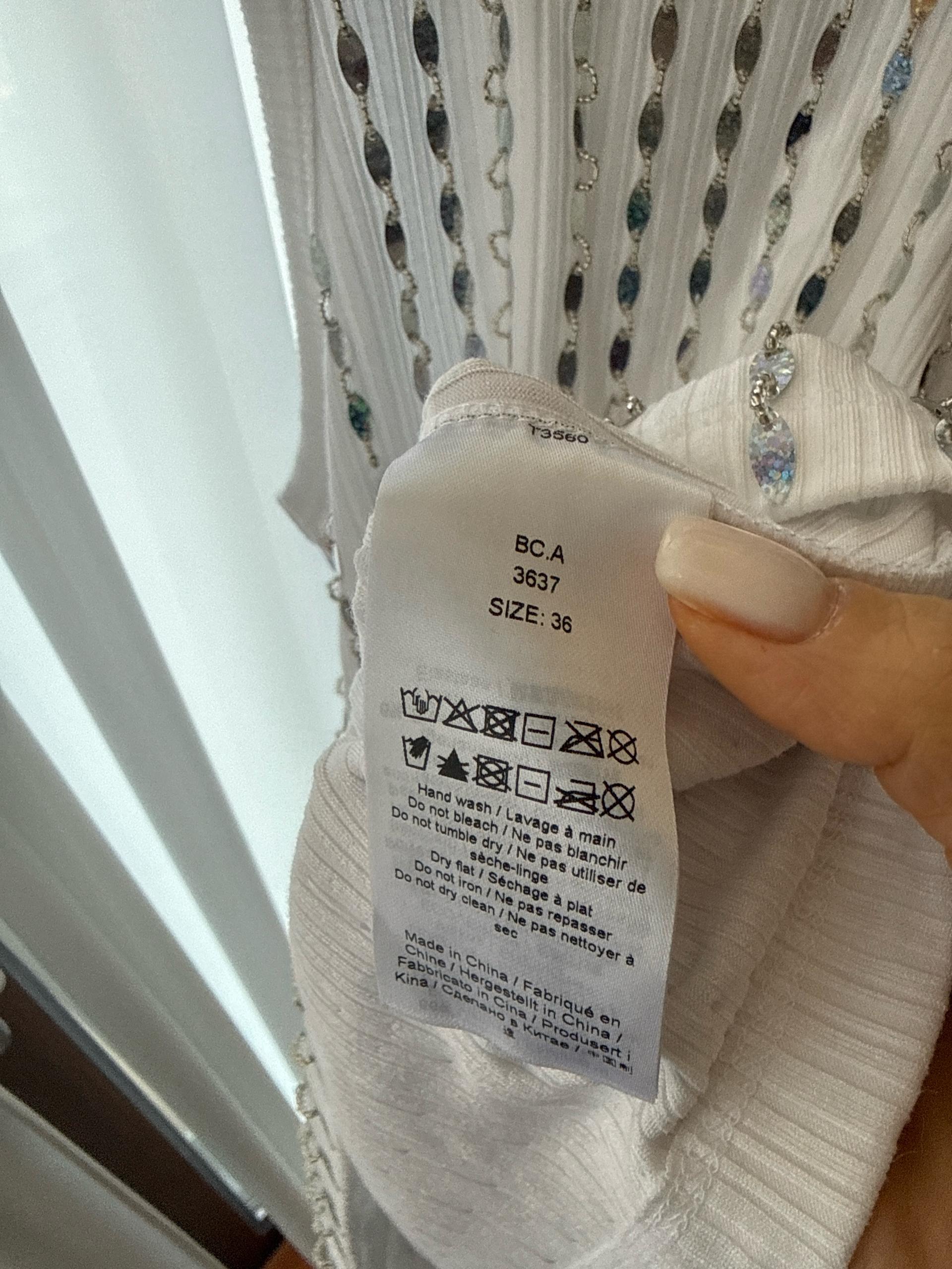 가니 홀로그램 시퀸 골지 민소매 티셔츠 10