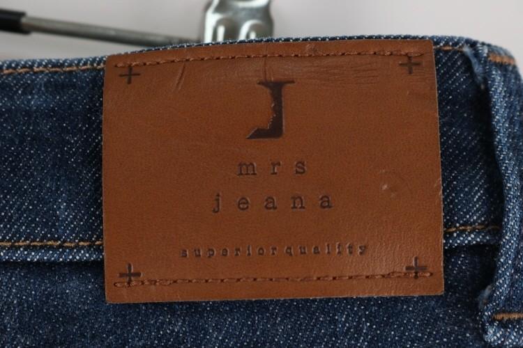 MRS.JEANA 8