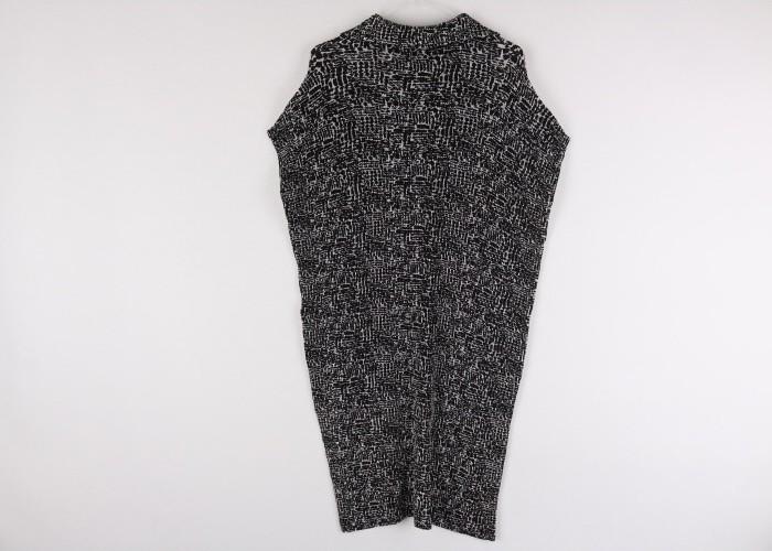SPECCHIO PLEATS 8