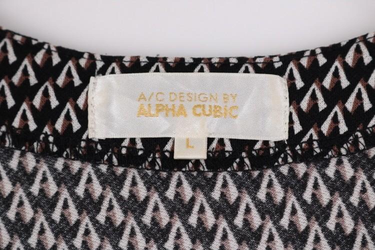 ALPHA CUBIC 7