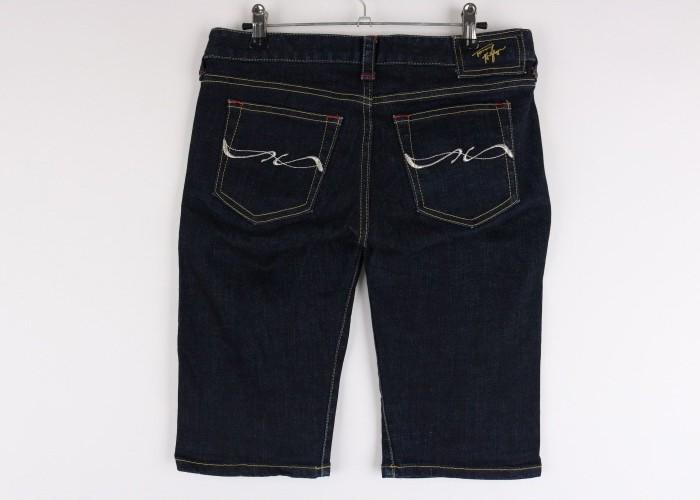TOMMY HILFIGER 8