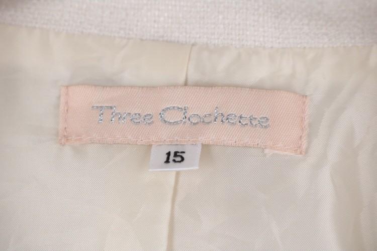 THREE CLOCHETTE 7