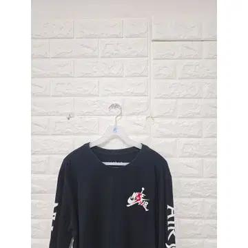 L 나이키 조던 블랙 라운드 티 D104 6