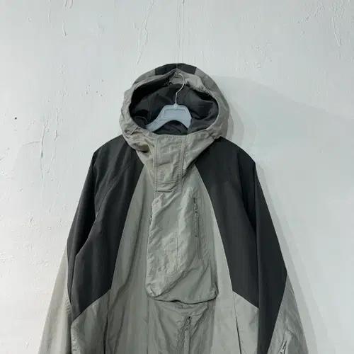 언더마이카 라이칸 멀티포켓 자켓 3
