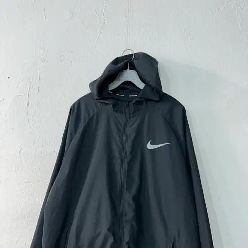 나이키 에센셜 러닝 경량 바람막이 XL 3