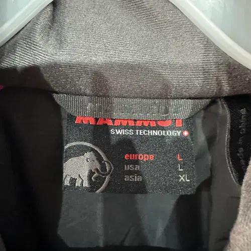 마무트 퍼텍스 하이브리드 점퍼 XL 6