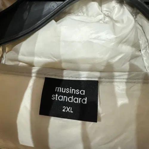 무신사스탠다드 시티레저 라이트다운 스톤화이트 패딩 XXL 4