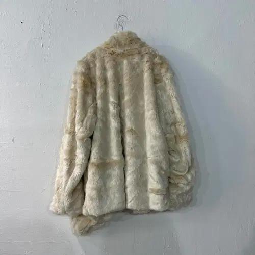 선데이오프클럽 퍼 자켓 4