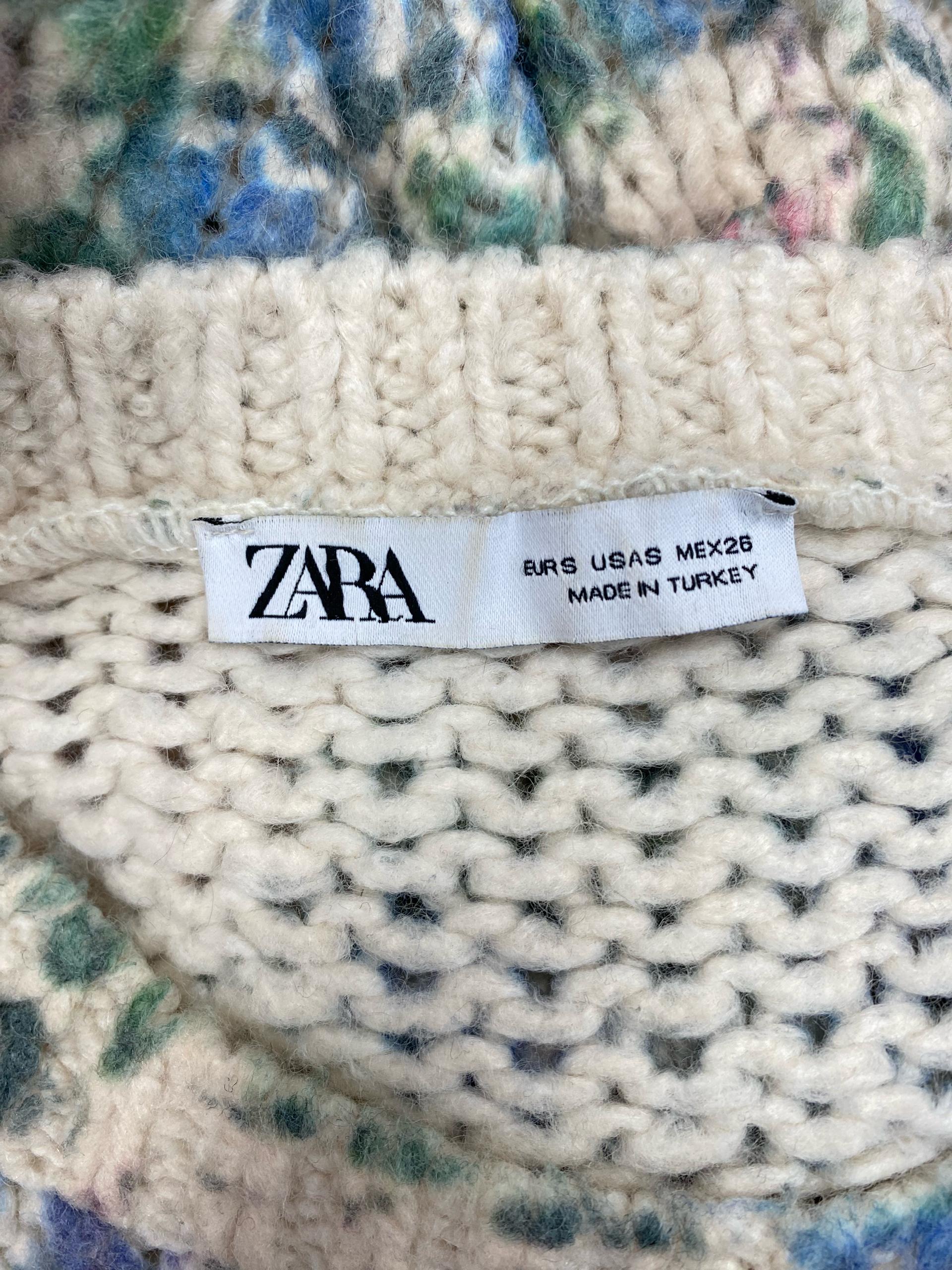 자라(ZARA) 플로럴 패턴 오버핏 청키 니트 스웨터 8