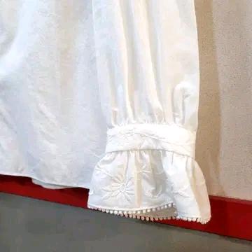 (새상품) 정품 셀린느 트리옹프 자수 여성셔츠 (정가 130만원대) 6