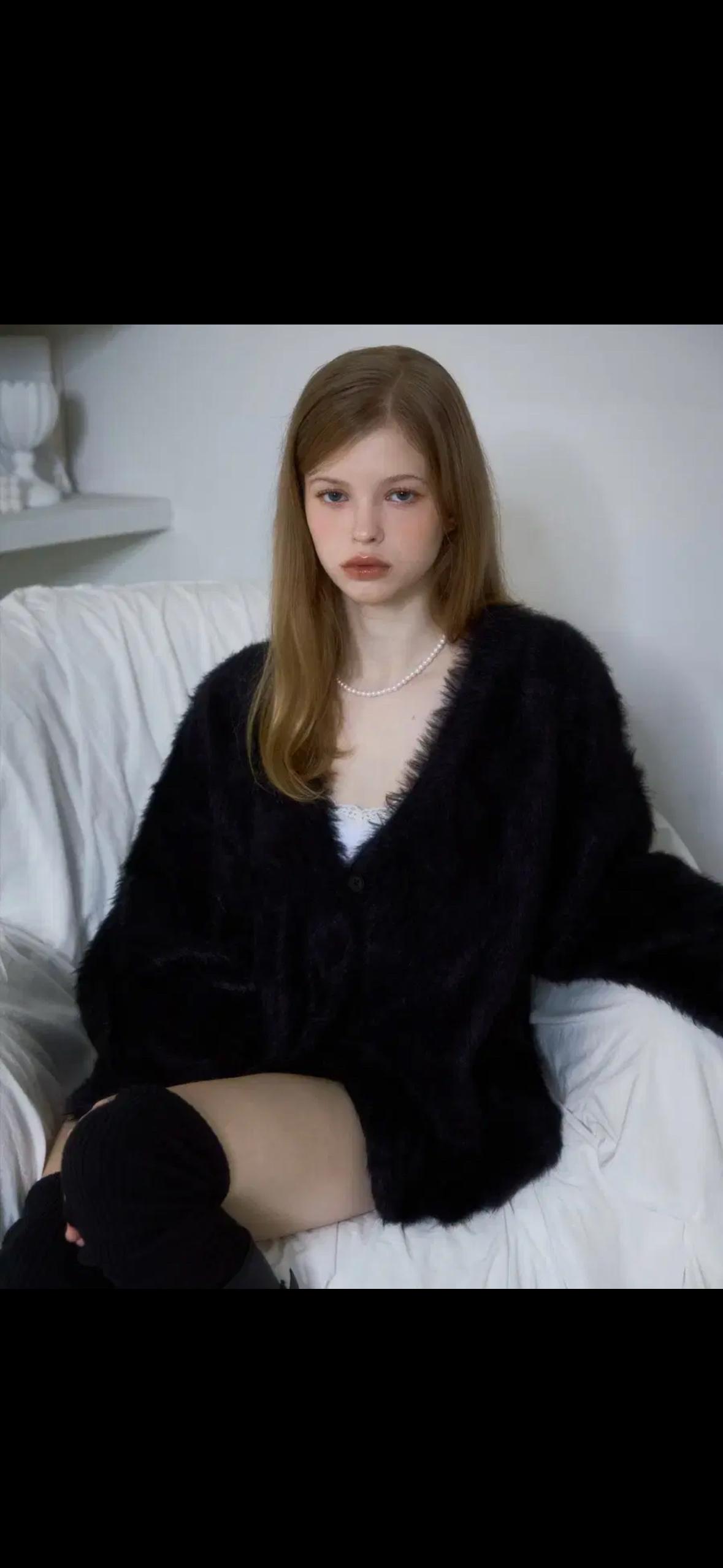 로제프란츠 Fur Overfit Cardigan [Black] 1