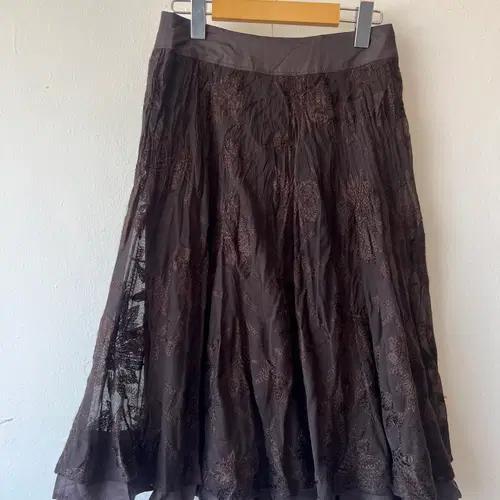 일본수입 Gabardine K.T 여성 브라운 미디스커트 자수레이스치마 2