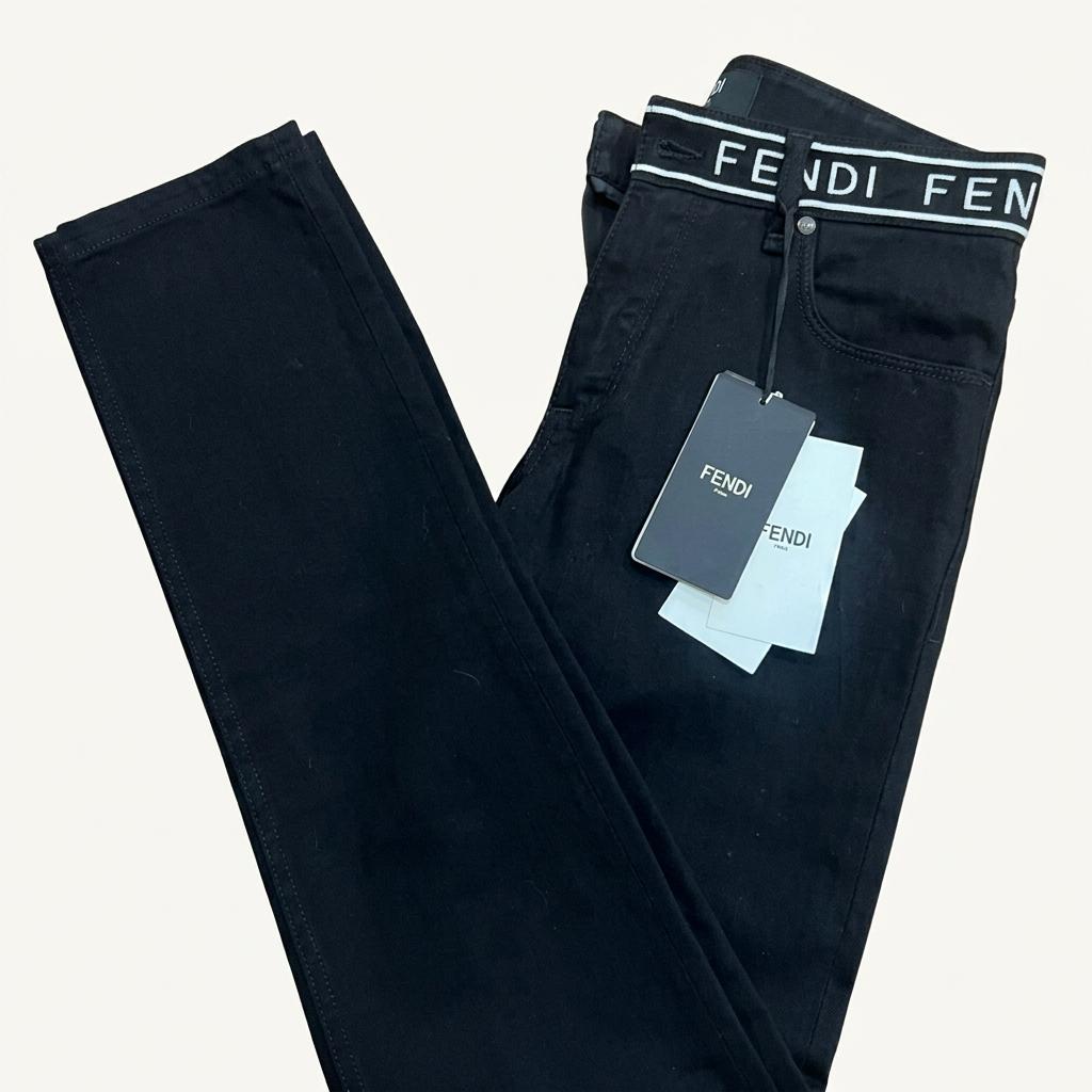 펜디 FENDI 여자 블랙 데님팬츠 슬림핏팬츠 1