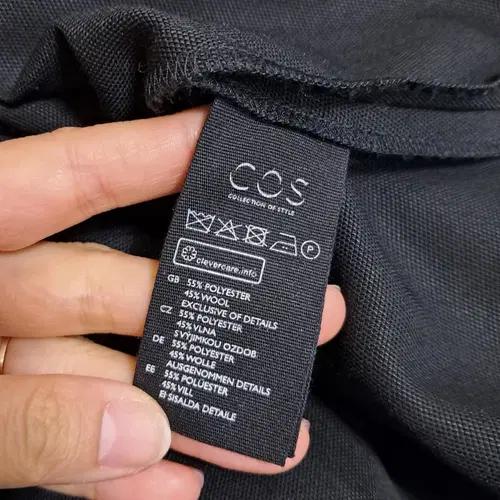 COS 여성 블랙라운드울혼방블라우스 36사이즈 7