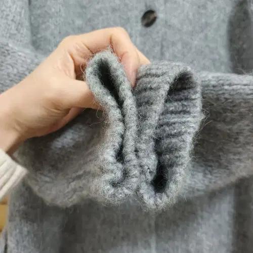 자라 여성 니트롱가디건 M사이즈 7