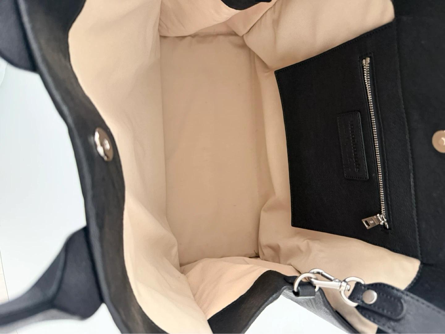 미닛뮤트 패티백 블랙(L size) 상태 S급 8