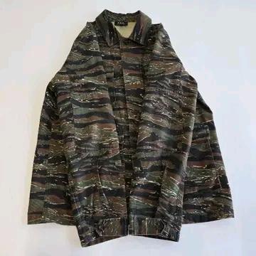 A.P.C 타이거 카모 자켓 카키 M 5