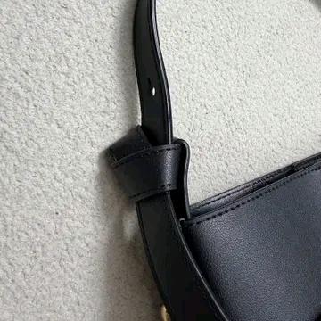 질스튜어트 레더 숄더백 7