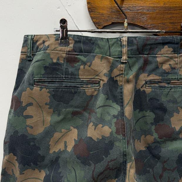 BEAMS HEART Camouflage Leaf Pattern Shor 6