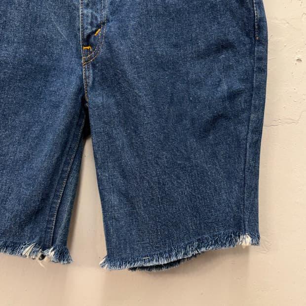 90s Levi’s 505 Denim Shorts 5