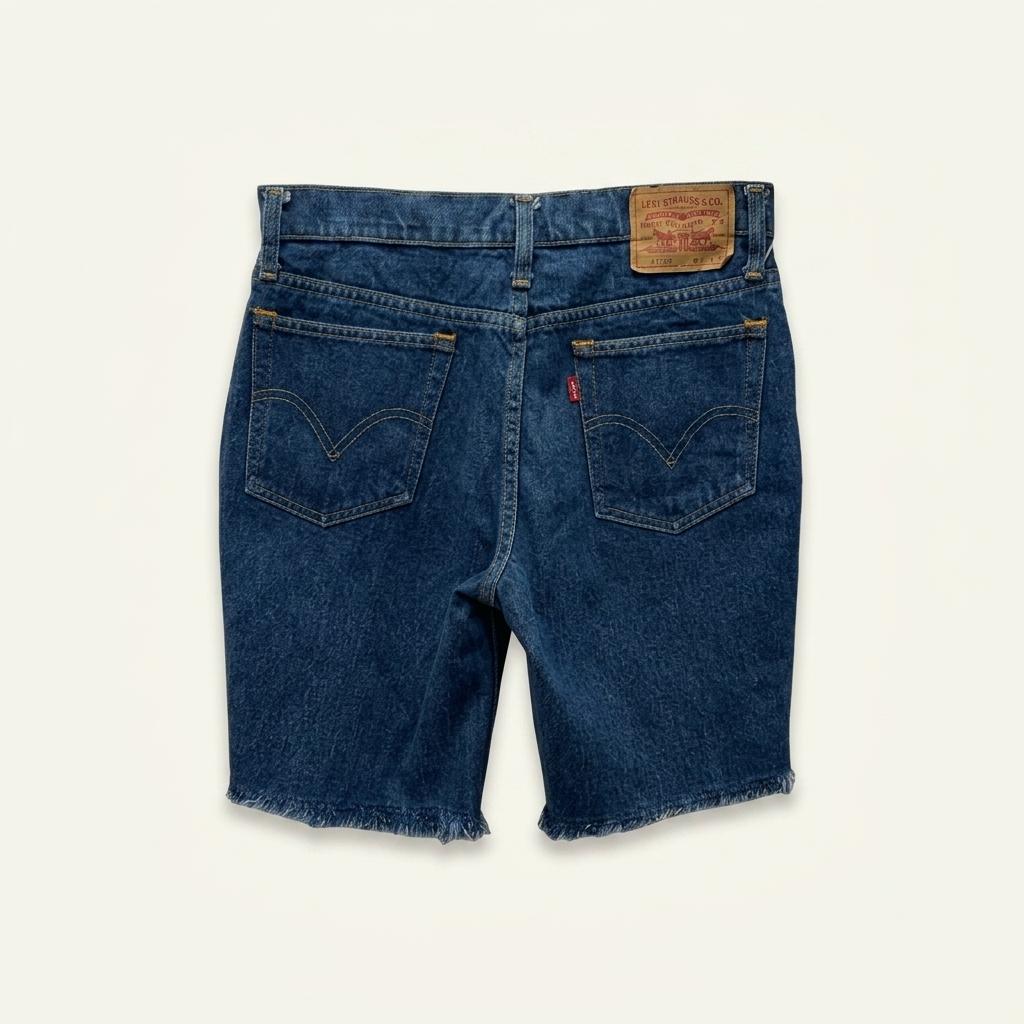 90s Levi’s 505 Denim Shorts 1