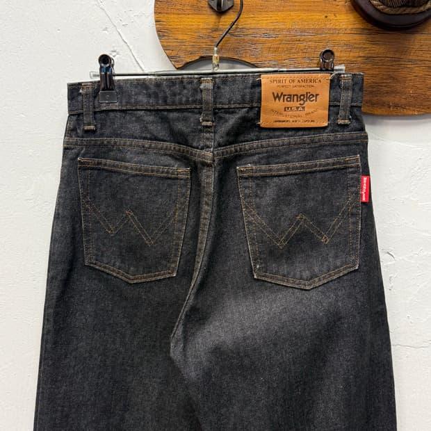 Wrangler Tapered Black Denim Pants 2