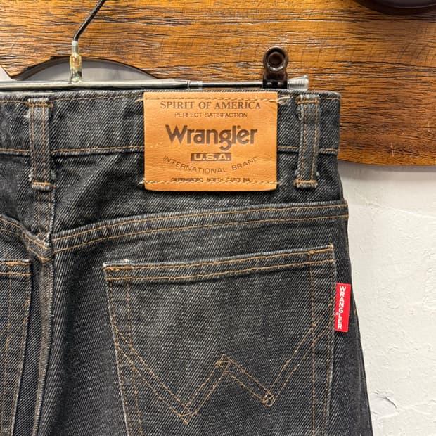 Wrangler Tapered Black Denim Pants 4