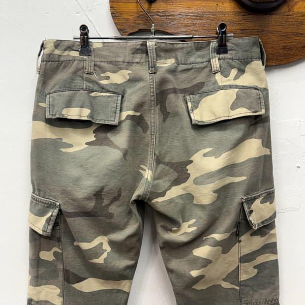 AVIREX LTD. Woodland Camo Cargo Pants 6