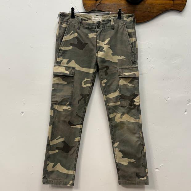 AVIREX LTD. Woodland Camo Cargo Pants 3
