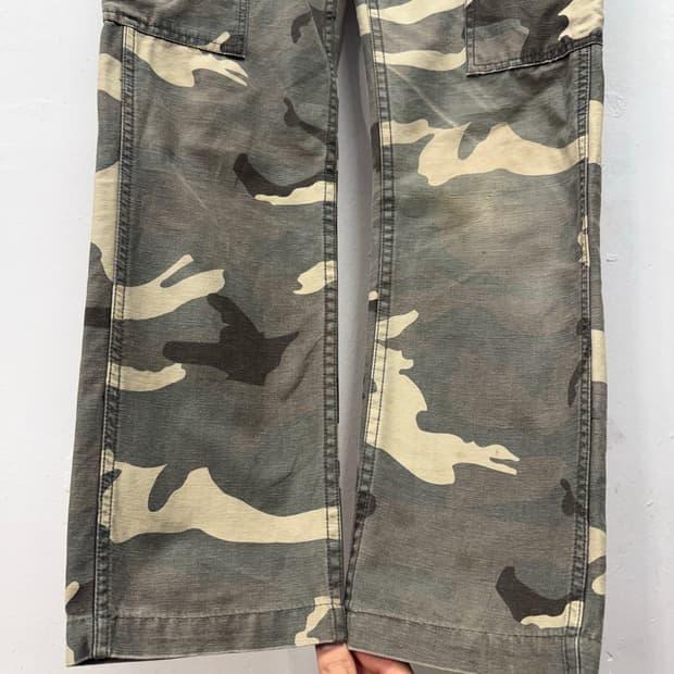 AVIREX LTD. Woodland Camo Cargo Pants 4