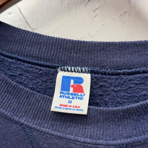 90s USA Russell Athletic Sweatshirt 9