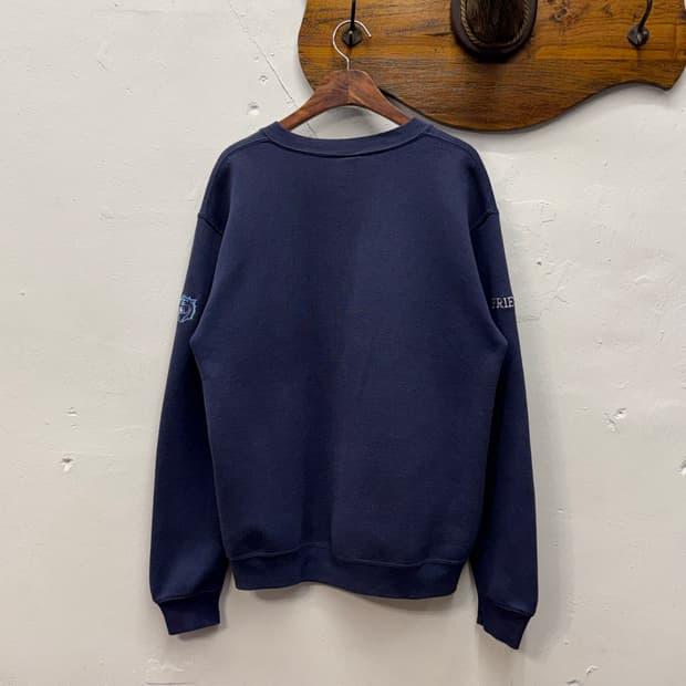 90s USA Russell Athletic Sweatshirt 6
