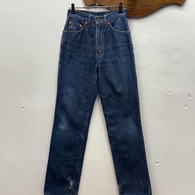 90s Levi's W519 Slim Straight Denim 6