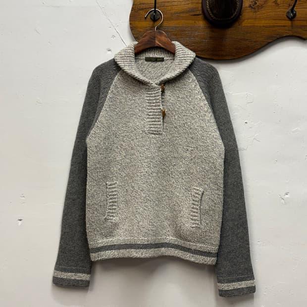 Wool-Cashmere Raglan Shawl Collar Knit 3