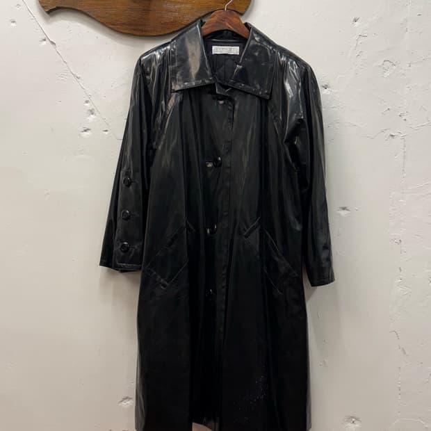 F) 90s Givenchy Nouvelle Boutique Vinyl 4