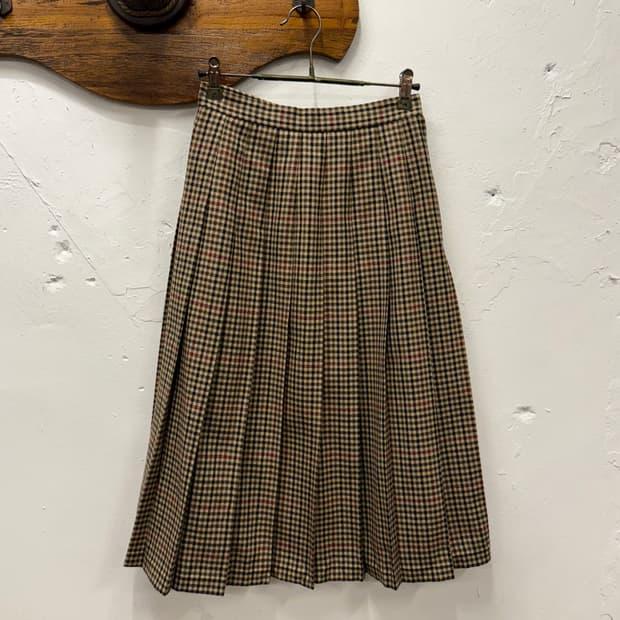 23) J.Press Wool Pleated Check Skirt 2